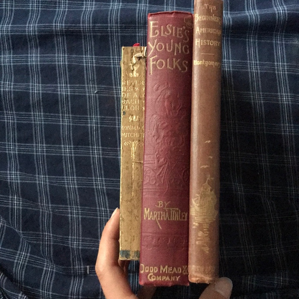 Bundle of antiques from the early 1900s!